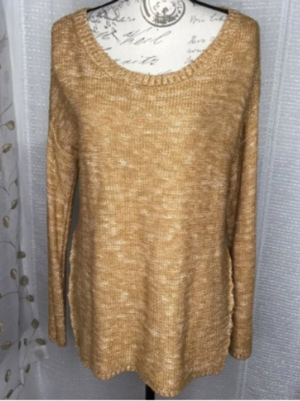 Wet Seal Pullover sweater